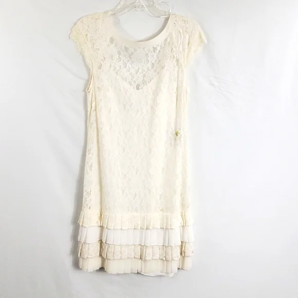 Jessica Simpson | Dresses | Jessica Simpson Ivory Lace Dress | Poshmark